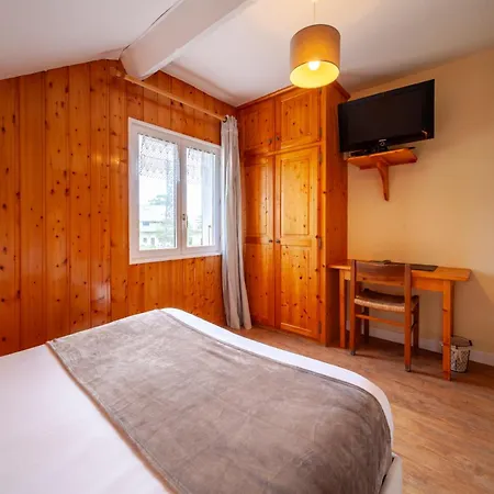Hotel Des Montauds - & Restaurant 2*
