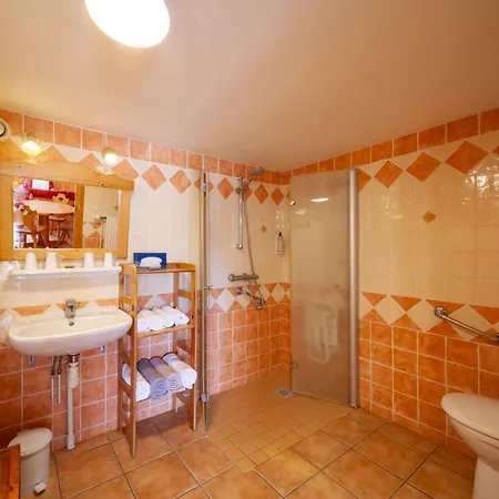 Hotell Des Montauds - & Restaurant