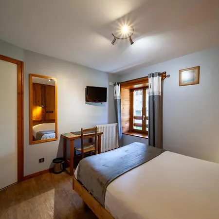 Hotell Des Montauds - & Restaurant 2*