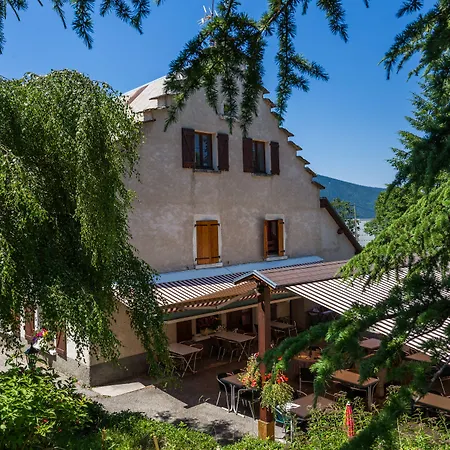 Des Montauds - & Restaurant Villard-de-Lans