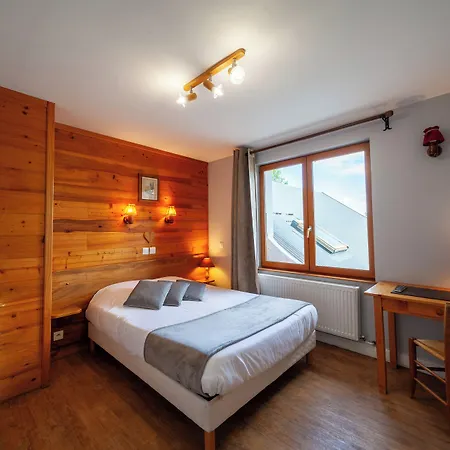 Hotel Des Montauds - & Restaurant 2*