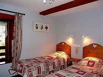 Des Montauds - & Restaurant Hotel